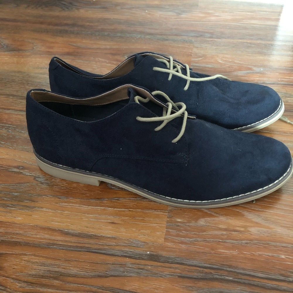 Men’s suede dress shoes